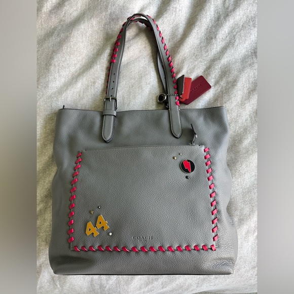 Coach ReLoved Upcrafted Metropolitan Soft Tote - Picture 2 of 16